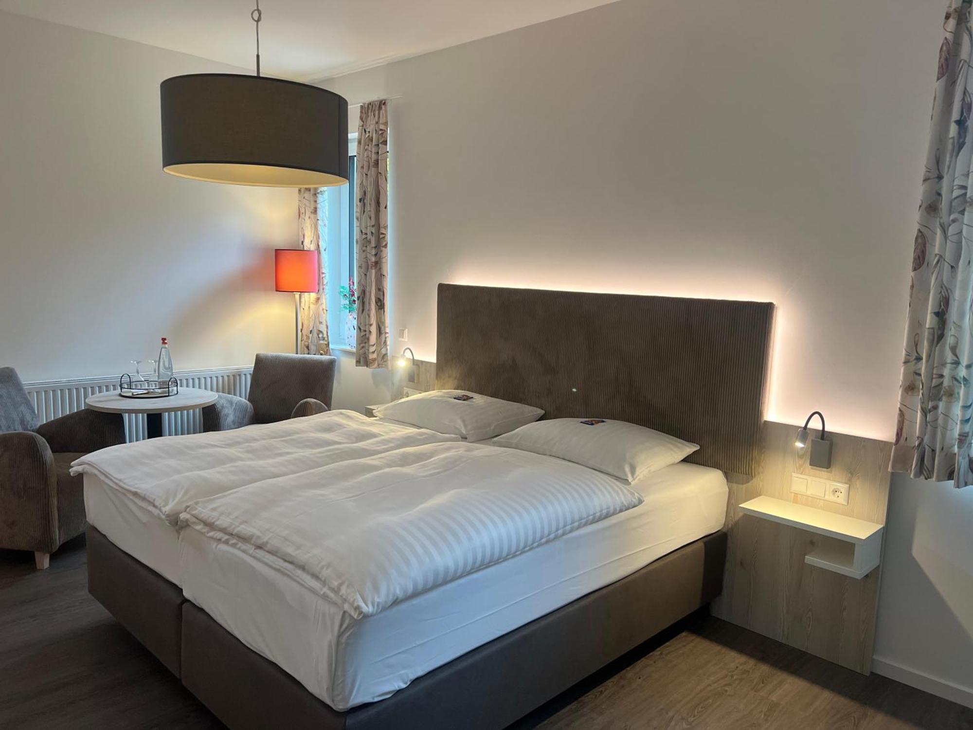 Hotel Zur Post Neubruchhausen Esterno foto