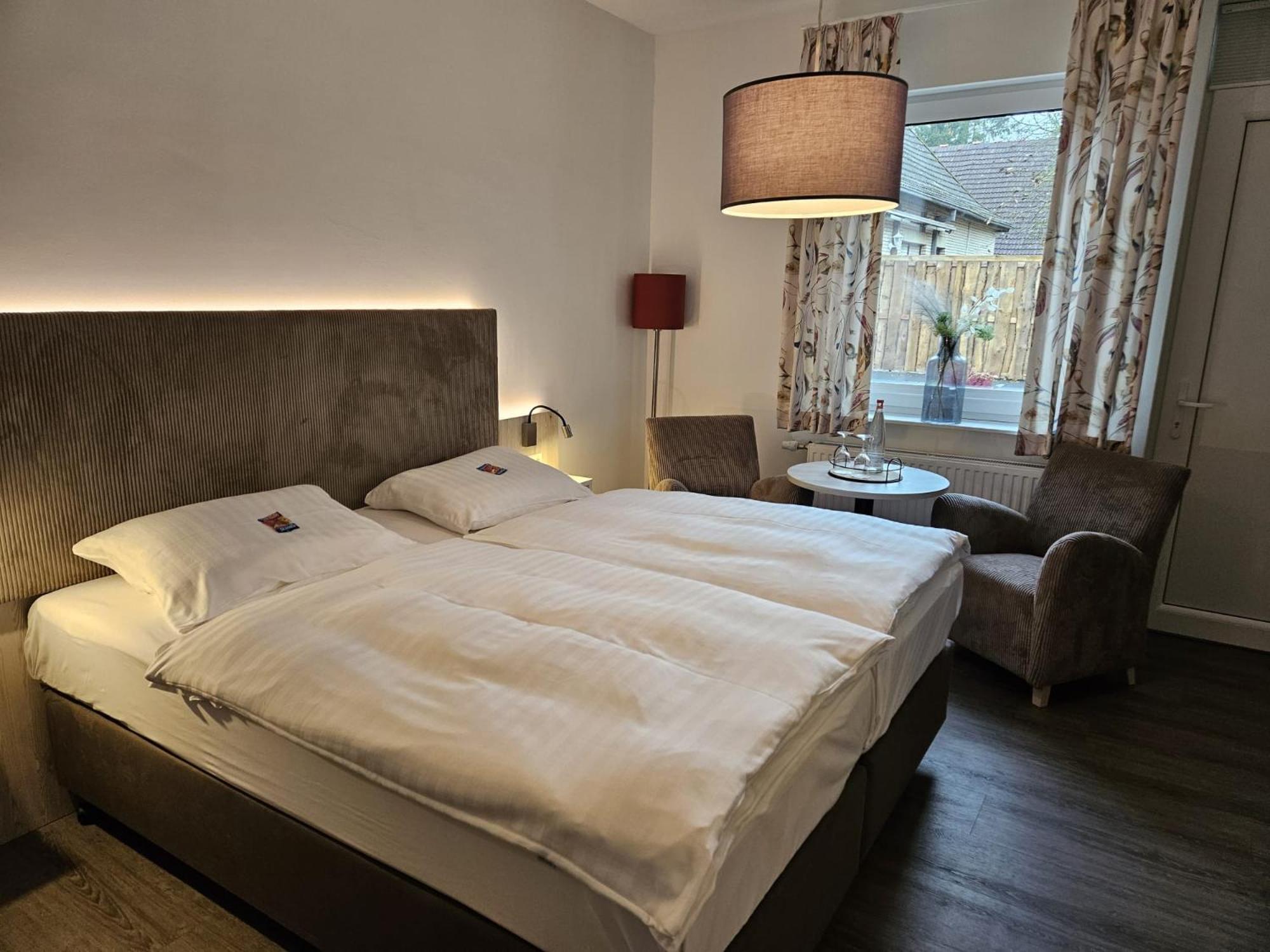Hotel Zur Post Neubruchhausen Esterno foto