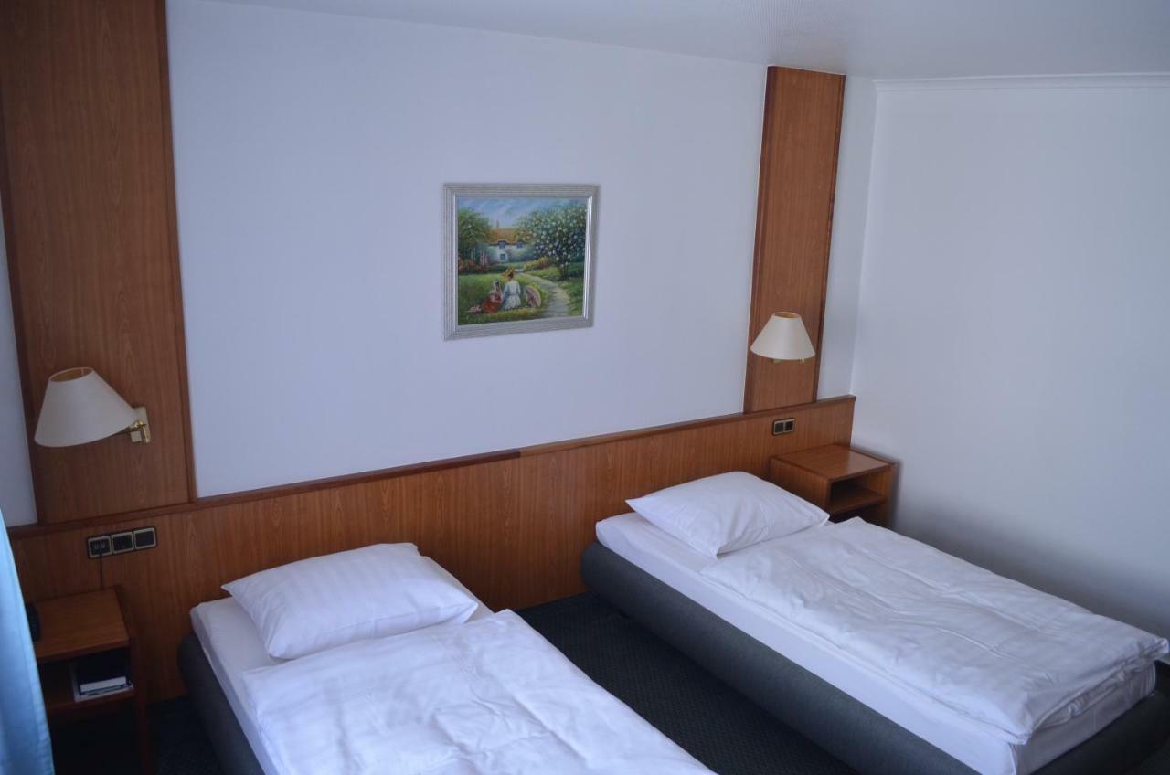 Hotel Zur Post Neubruchhausen Esterno foto